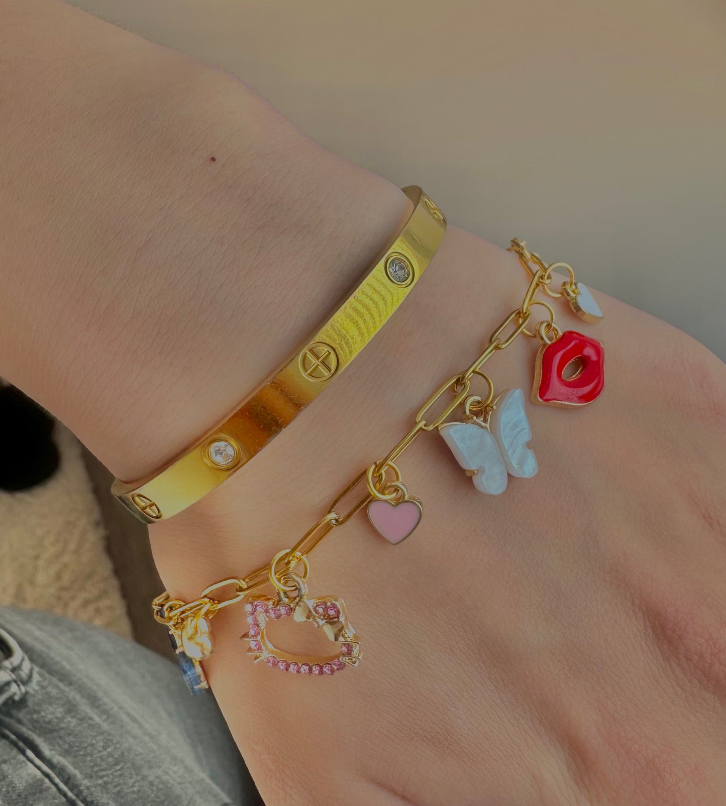Hello Kitty Charm